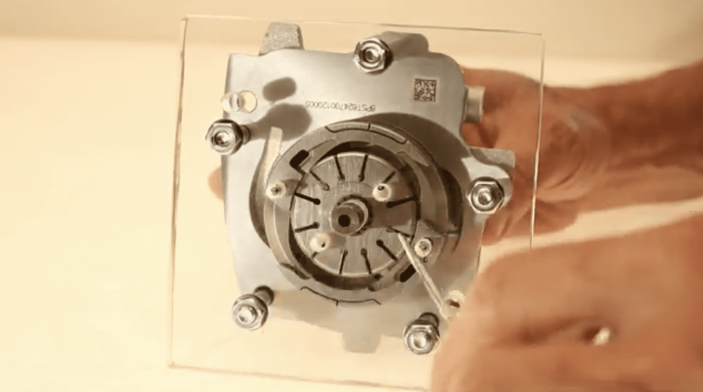 8L90 Pump